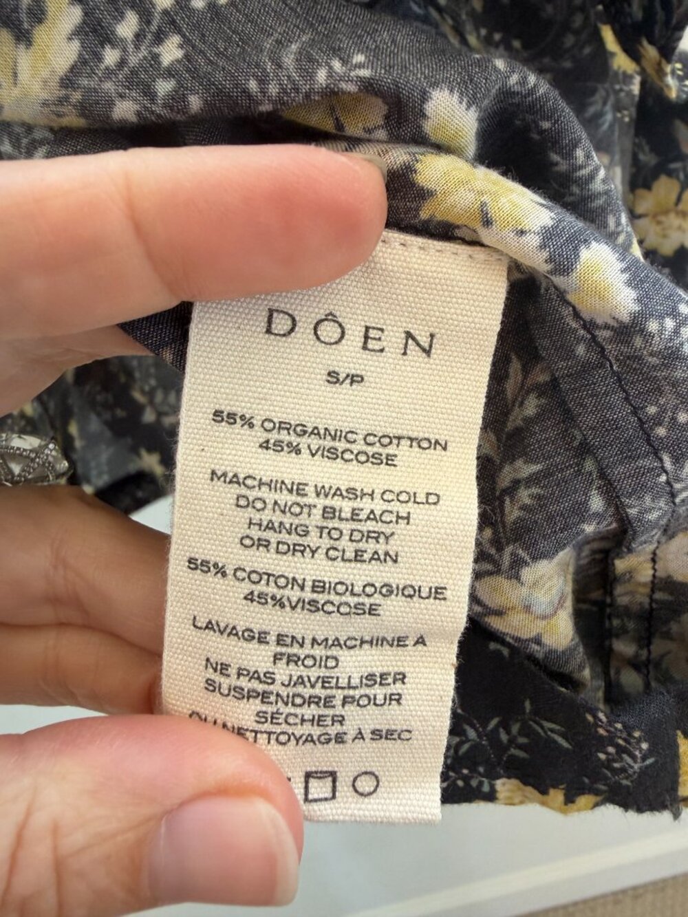 Doen Frederica Top~ Black and Yellow Flowers~ S - Picture 5 of 6